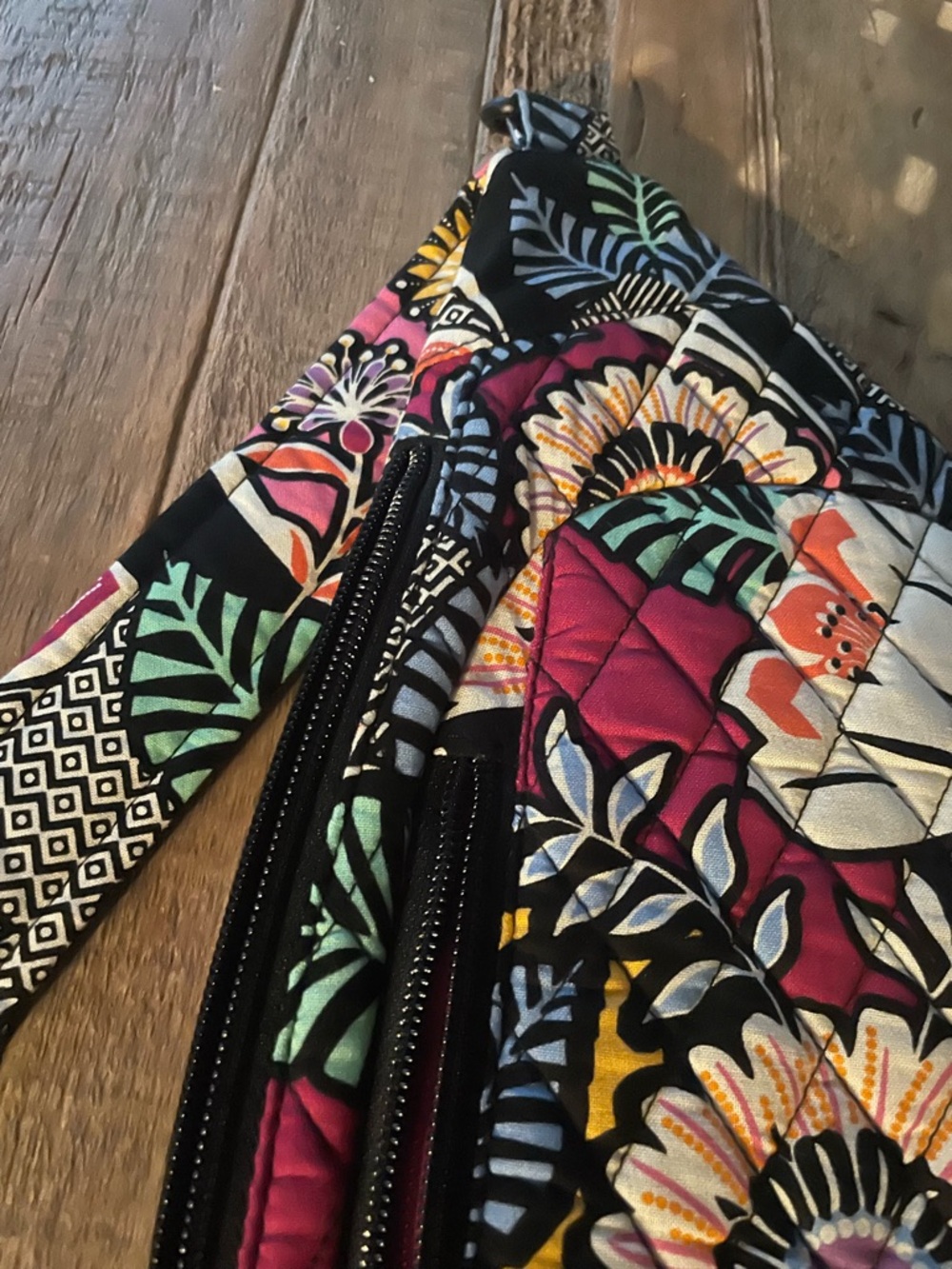 Vera Bradley Floral Backpack New Without Tags Excellent Condition - Picture 2 of 10